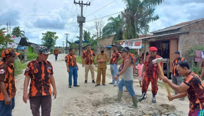 PP Nibung Hangus : Gotong Royong Bentuk Peduli Nyata, sesuai Amanah Organisasi