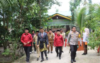 Pj. Bupati Bersama Kapolres Pelepasan 98 Mahasiswa/i STIT Batu Bara Ikuti PEMA/ KKN di Asahan.