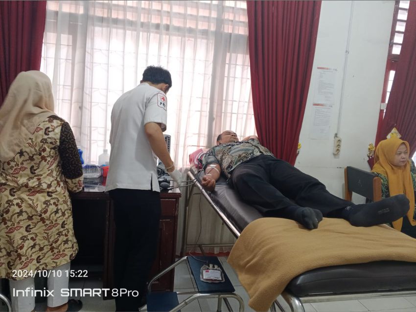 Lurah Simangambat donor darah