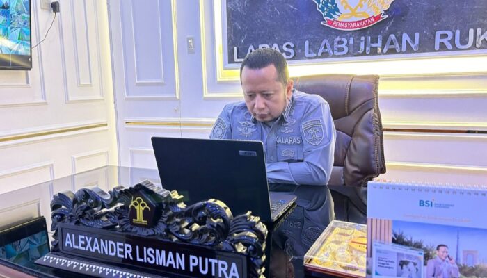 Kalapas Labuhan Ruku Ikuti Diskusi Strategi Kebijakan Publik Secara Virtual.