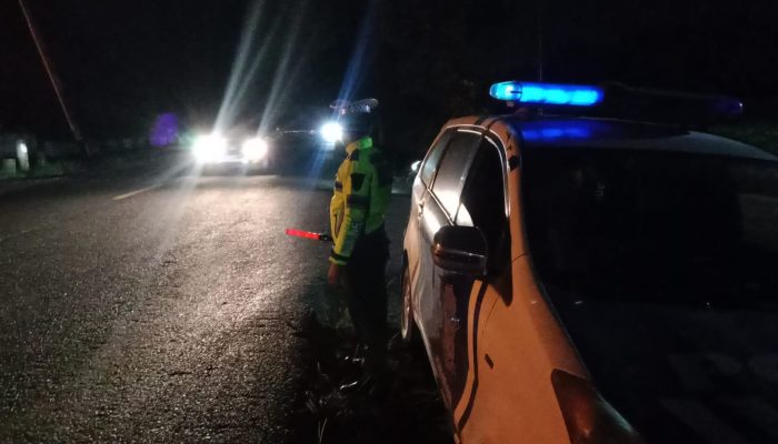 Sat Lantas Polres Batu Bara Patroli Blue Light di Rawan Kemacetan Dan Kecelakaan.