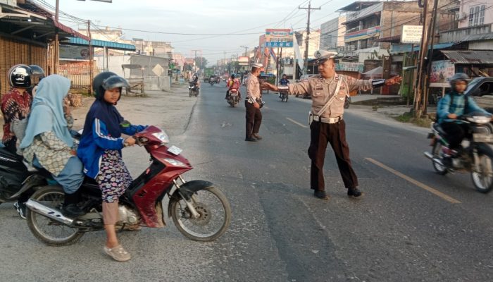 Satlantas Polres Batu Bara Gelar Pengaturan Lalu Lintas di Sejumlah Titik Strategis.