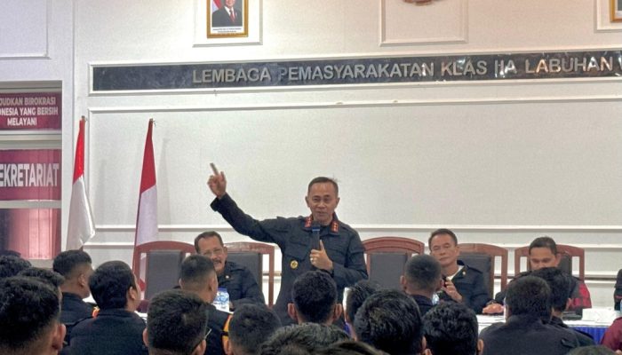 Perkuat Tusi Pengamanan, Kalapas Pimpin Rapat Dinas Pengamanan.