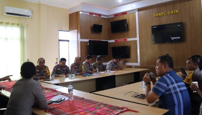 Kabag Ops Polres Batu Bara Pimpin Anev. Ops Keselamatan Toba 2025.