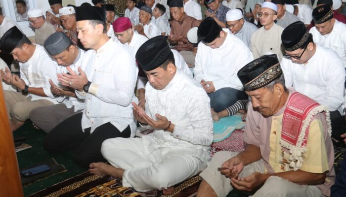 Jendela Fajar : HARI RAYA IDUL FITRI