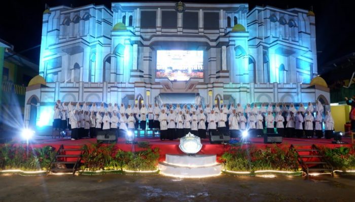 Dari Tari Tortor hingga Drama Kabaret: Panggung Gembira Al-Husna Buktikan Kreativitas Santri Tanpa Batas
