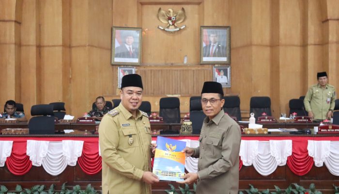 Rapat Paripurna DPRD Batu Bara Minta Persetujuan Bupati Bubarkan BUMD.