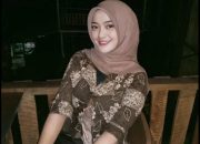 Di Telaga Hening  Engkau Mendenting