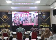 Polres Batu Bara Gelar Nobar Wayang Kulit Secara Live Streaming Hari Bhayangkara Ke-79 Tahun.