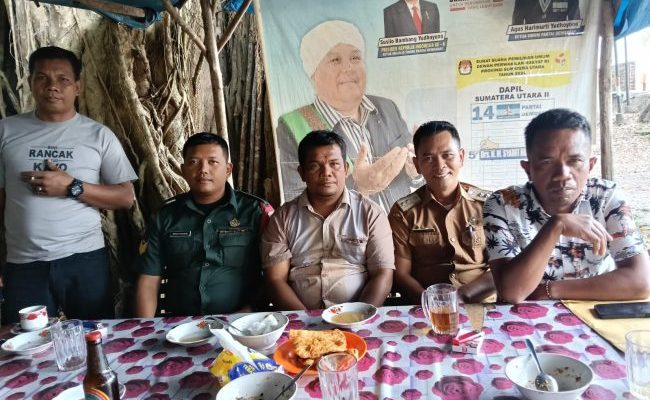 Babinsa Koramil 12 Siabu Gelar Silaturahmi dengan Lurah dan LPM Simangambat
