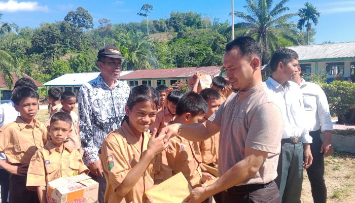 MPLS 2025 SMPN 2 Siabu Resmi Ditutup, Kasek Tekankan Pembentukan Karakter Siswa