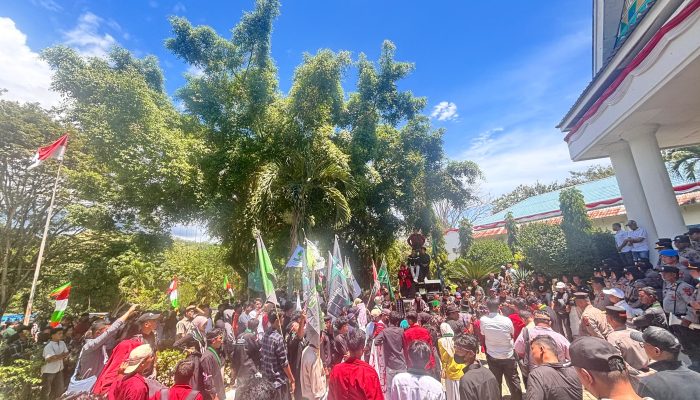 Aksi Damai Cipayung Plus, Berikan 7 Point Tuntutan