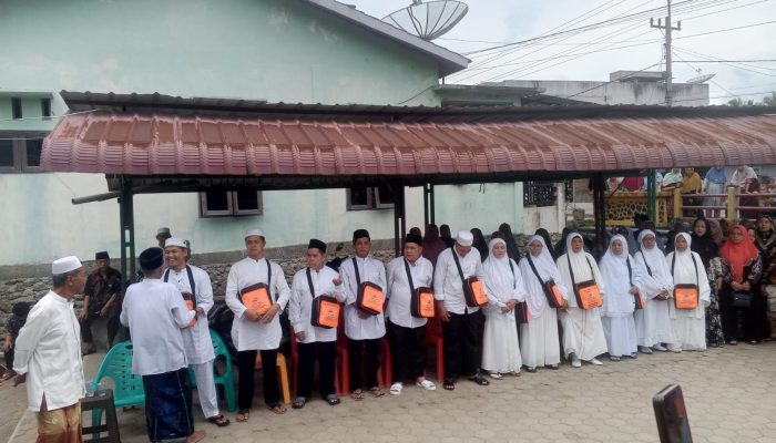 12 Jemaah Umroh dari Natal dan Simangambat Resmi Dilepas