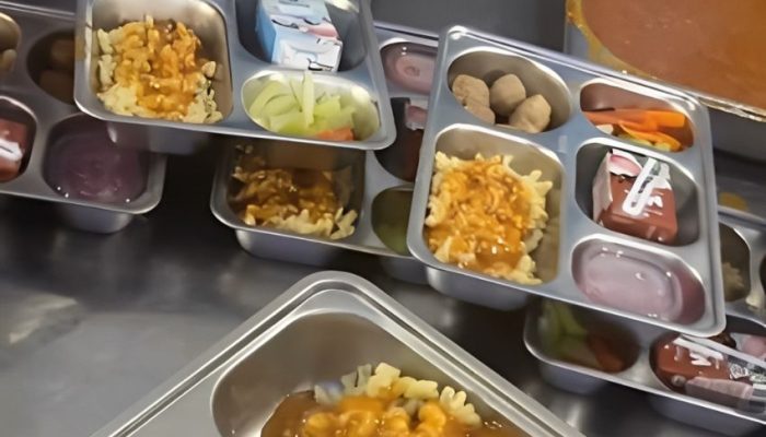 BGN Nonaktifkan Sementara 56 Dapur MBG Pasca Kasus Keracunan