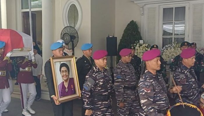 Upacara Pemakaman Ibu Karlina Djaja Atmadja Umar Wirahadikusumah