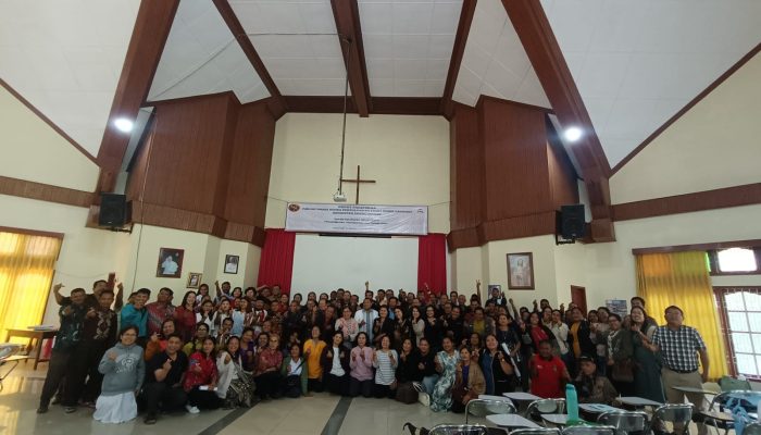 Mendengarkan, Meneguhkan dan Mewartakan