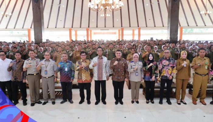 Wamen ATR/BPN Lepas Ratusan Taruna STPN: Misi Digitalisasi Sertipikat Lama di 6 Kabupaten Jateng