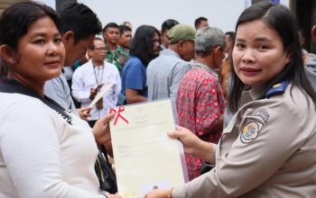 10 Sertifikat Tanah Elektronik Diserahkan ke Korban Banjir dan Longsor Sibolga