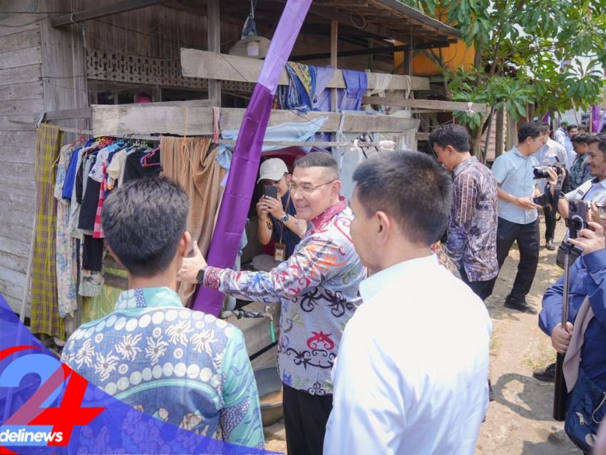 Wamen ATR/BPN Serahkan Sertipikat Aset Pemda dan BUMD di Kalsel, Total Capai 840 Bidang